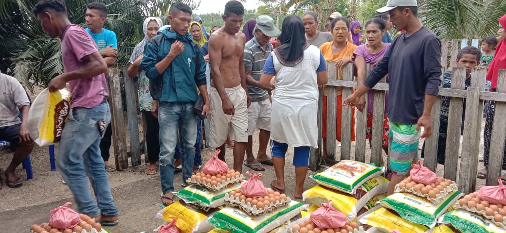 Dinsos Sula Salurkan Bansos Reguler dan PPKM