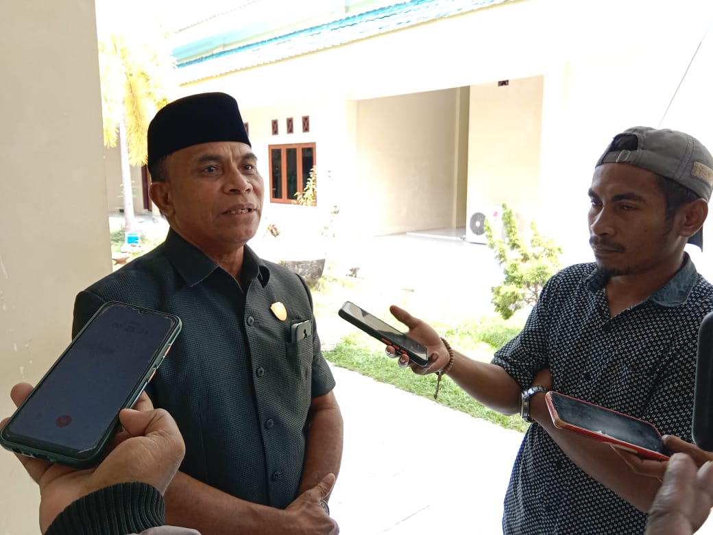 DPRD Akan Panggil Kontraktor Jalan Kawata-Waisakai