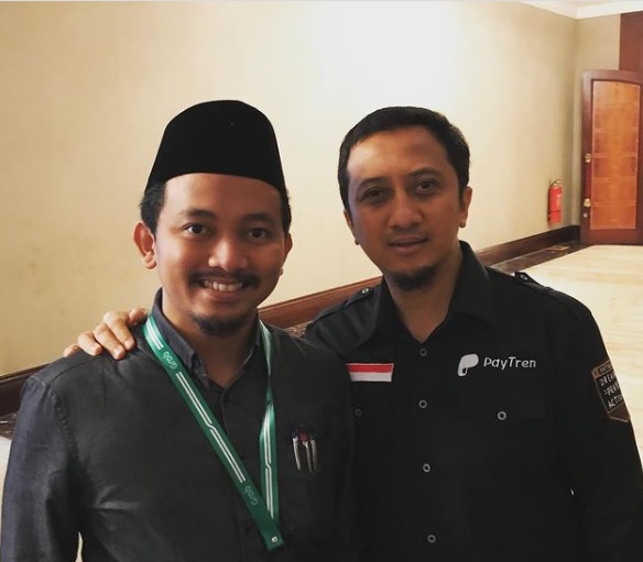 Intip Gaji Ainun Najib di Singapura (Foto: Instagram Yusuf Mansur)
