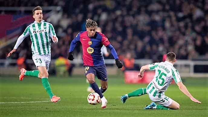 lamine-yamal-barcelona-rela-betis